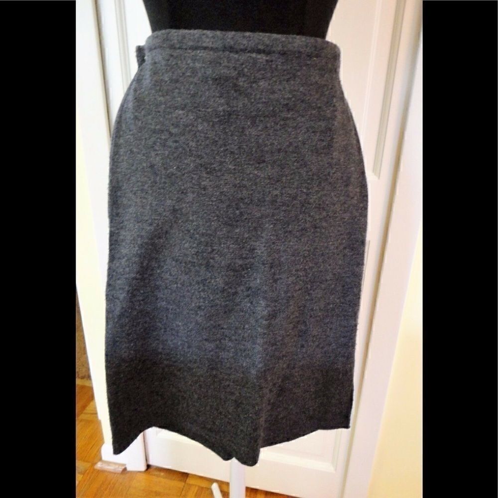 Cabi the tube skirt sweater knit #626 size Med